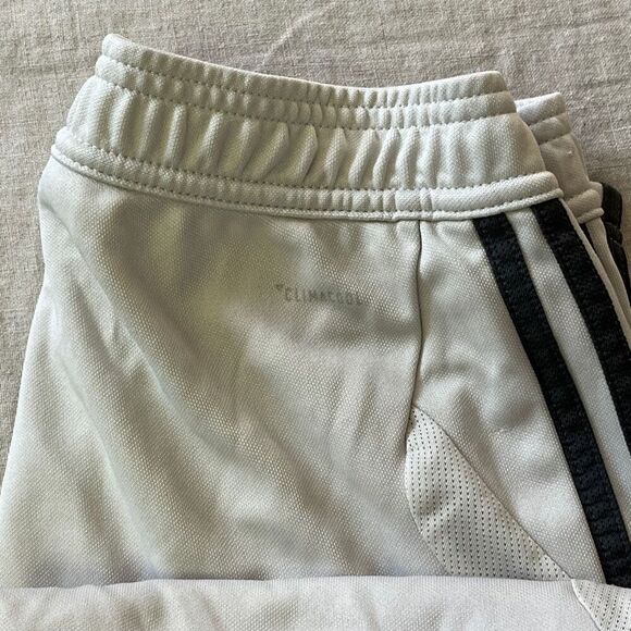 ADIDAS - Picture 4 of 12